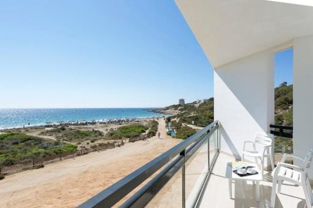 Grand Palladium Palace Ibiza Resort & Spa