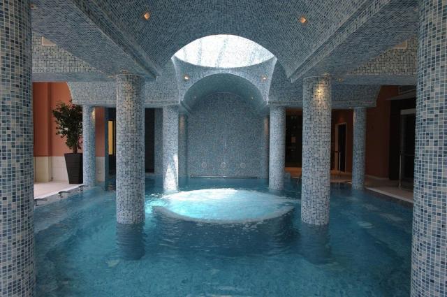 St. George Beach Hotel & Spa Resort