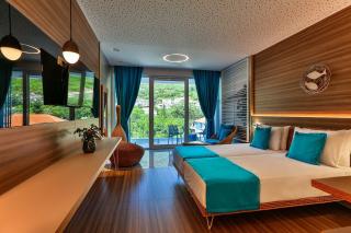 Carine Hotel Kumbor