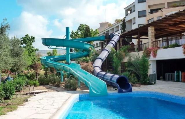 Coral Beach Hotel & Resort