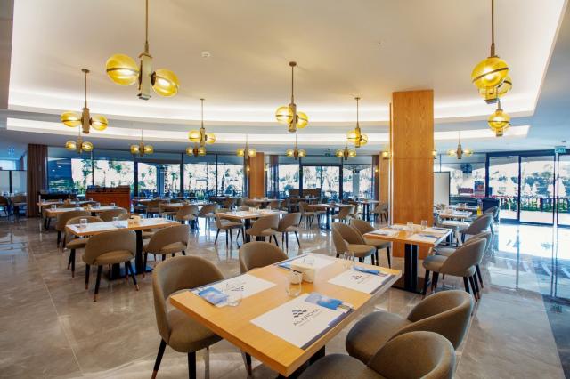 Hotel Alarcha and Resorts