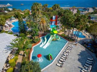 Q Aventura Park