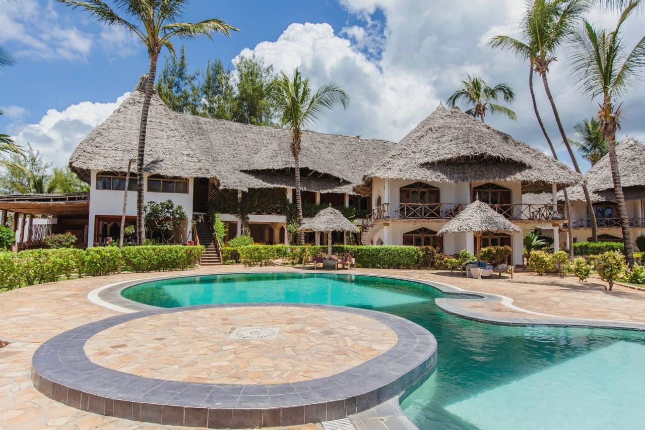 Hotel Waridi Beach Resort and SPA