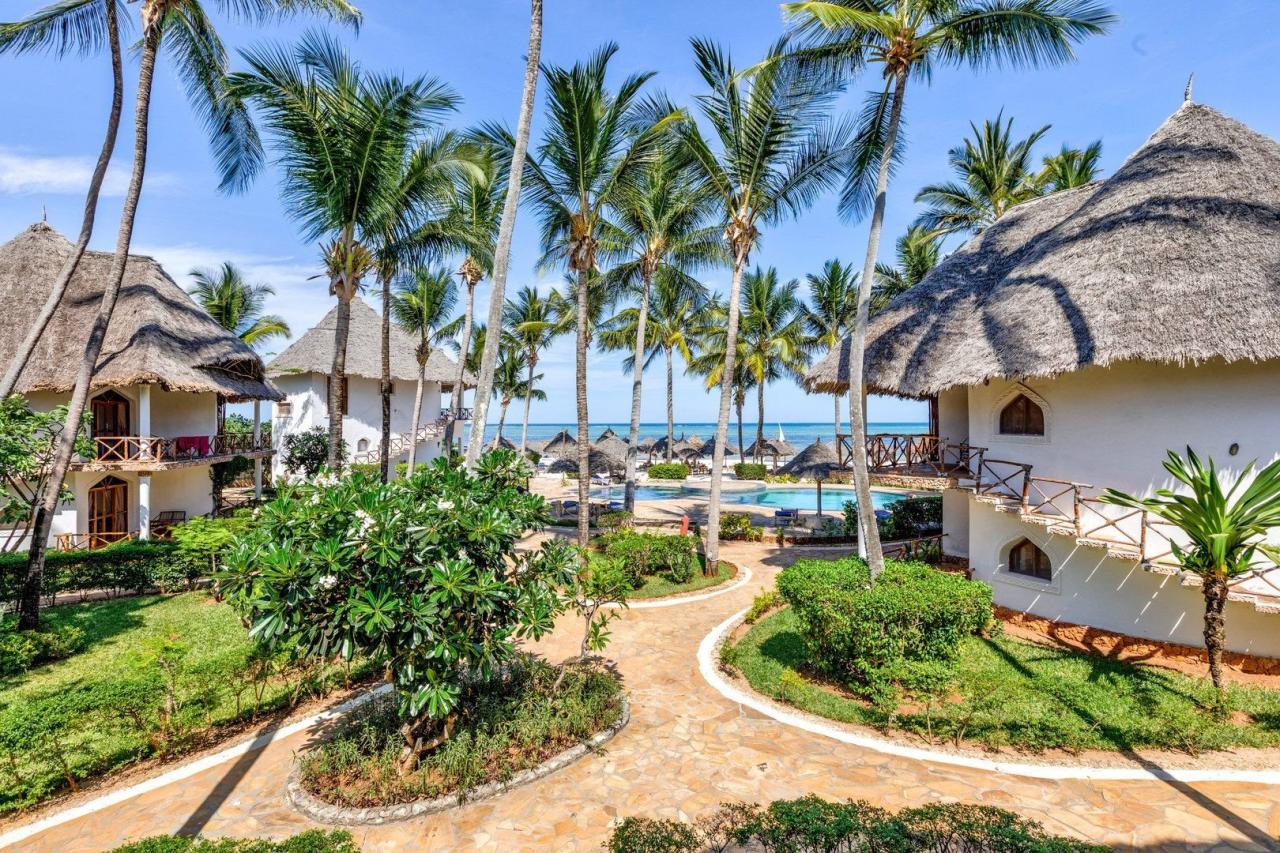 Hotel Waridi Beach Resort and SPA