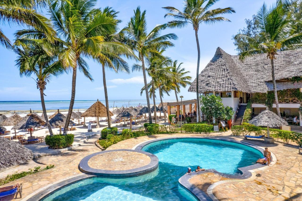 Hotel Waridi Beach Resort and SPA