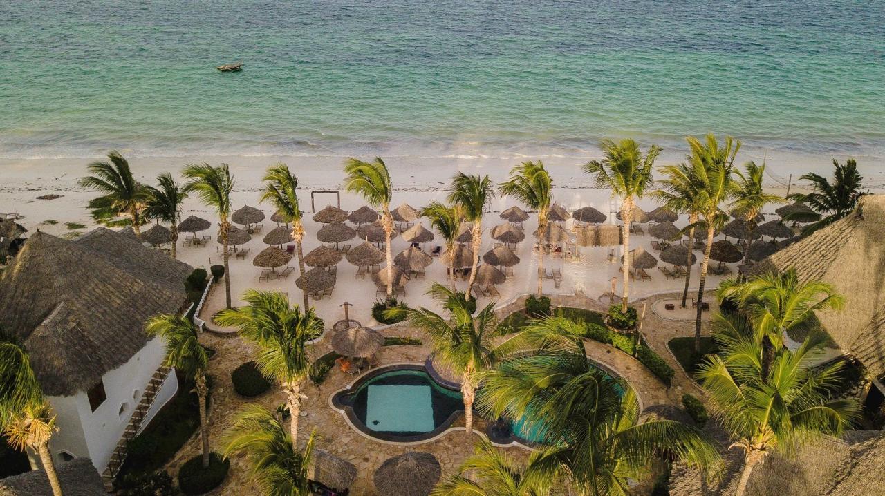 Hotel Waridi Beach Resort and SPA