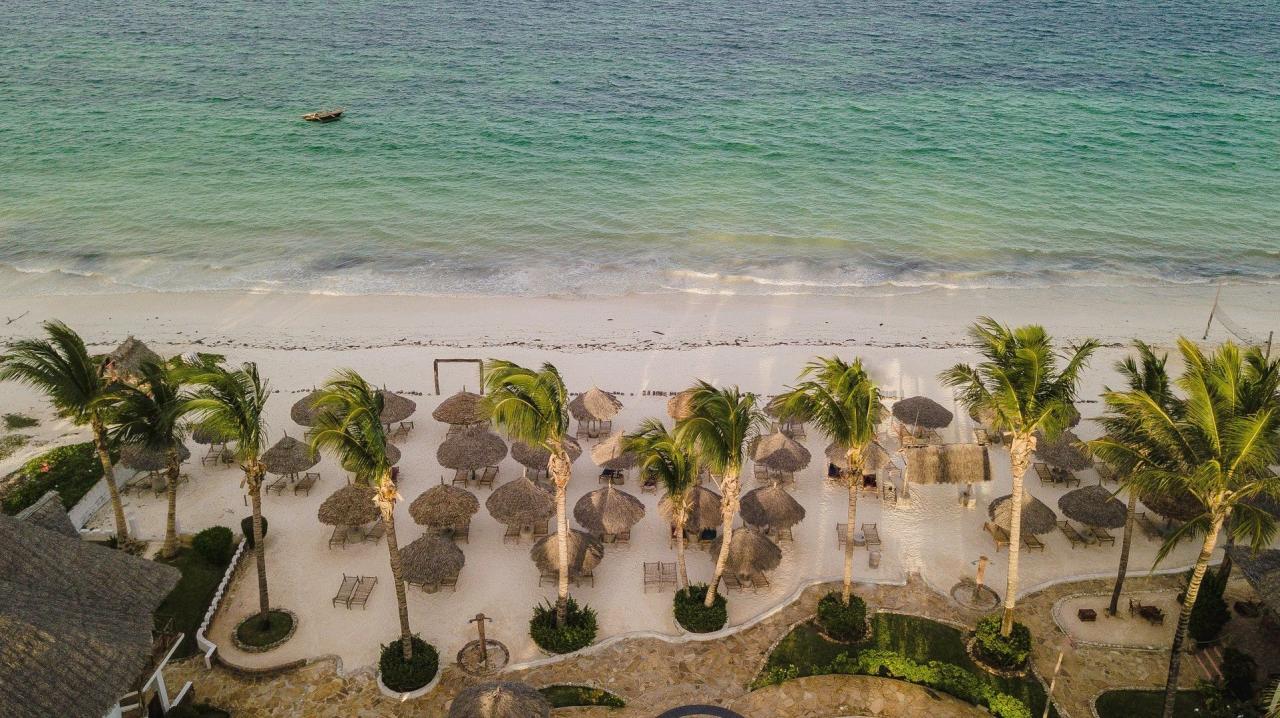 Hotel Waridi Beach Resort and SPA