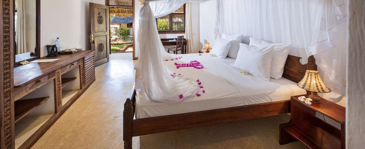Hotel Diamonds Mapenzi Beach Club