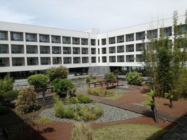Azoris Royal Garden Hotel