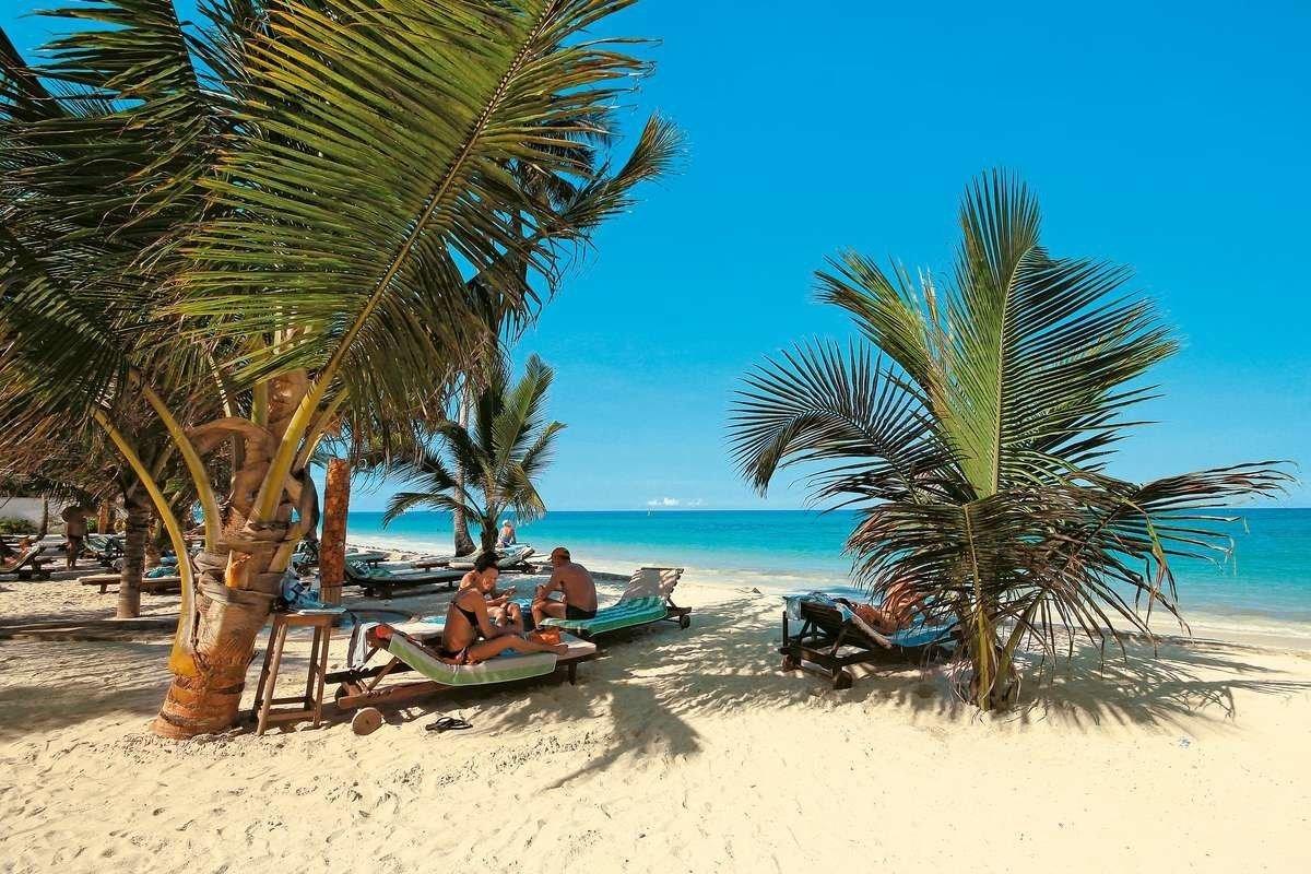 Hotel Sultan Sands Island Resort