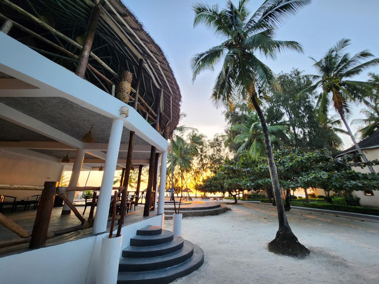 Hotel Sansi Kae Beach Resort & SPA