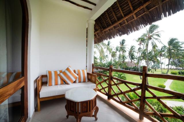 Bluebay Beach Resort