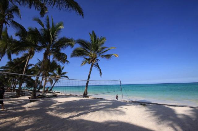 Bluebay Beach Resort