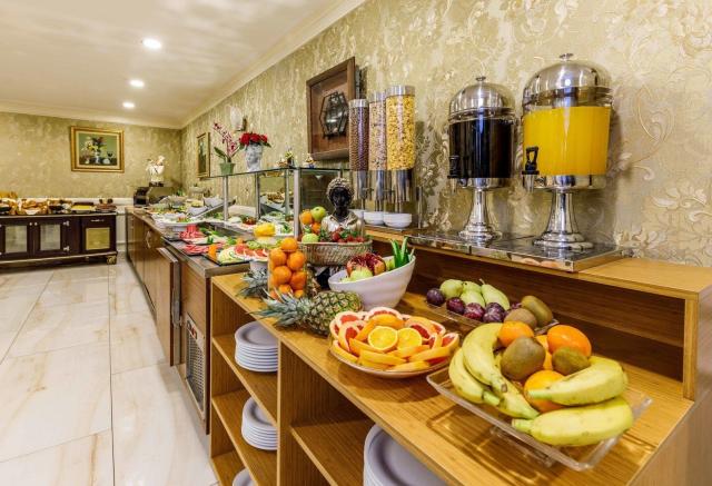 Golden Crown Hotel