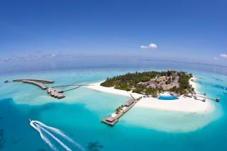 Velassaru Resort