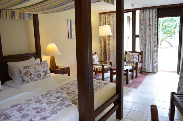Hotel Baobab Beach Resort & SPA