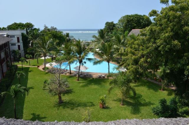Hotel Baobab Beach Resort & SPA