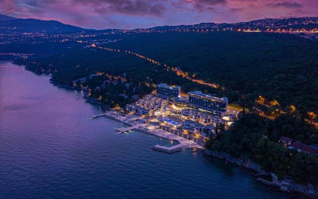 Hilton Rijeka Costabella Beach Resort & Spa