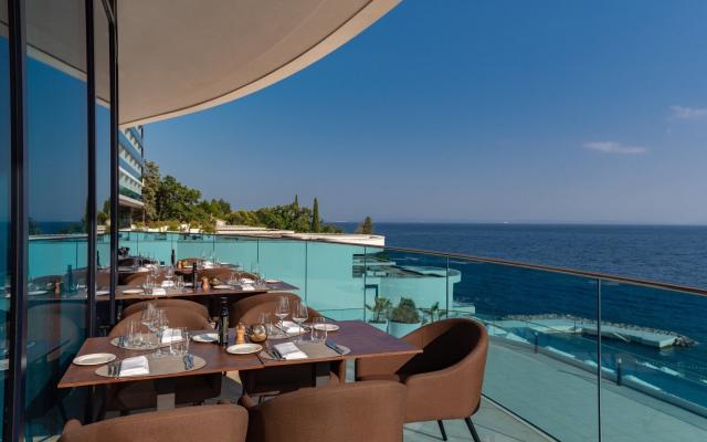 Hilton Rijeka Costabella Beach Resort & Spa