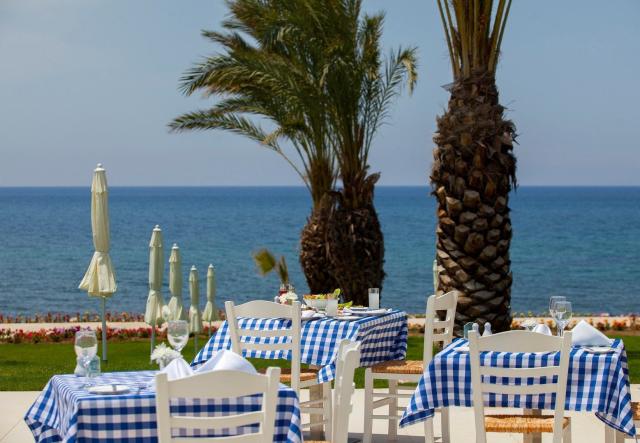 King Evelthon Beach Hotel and Resort