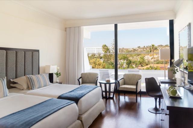 Hotel Grecian Bay