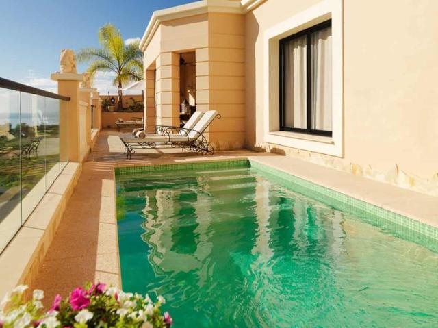 Royal Garden Villas and Spa