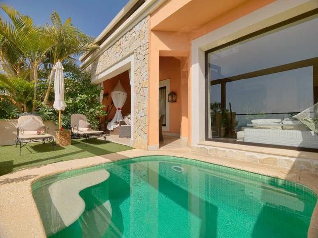 Royal Garden Villas and Spa