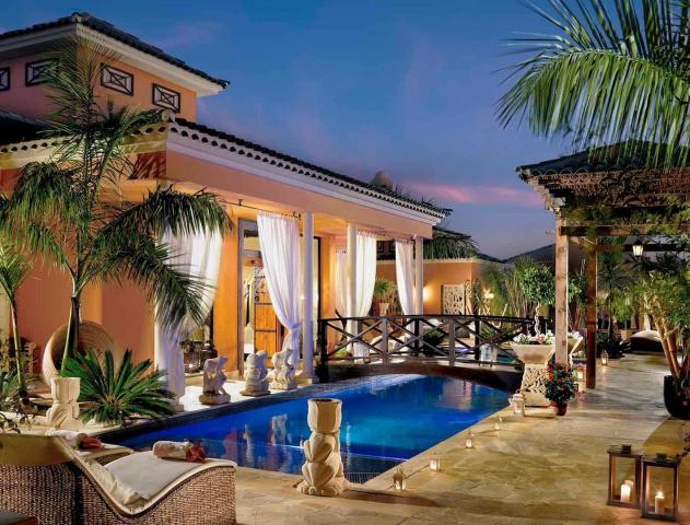 Royal Garden Villas and Spa