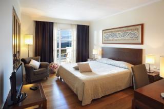 Neptune Luxury Resort