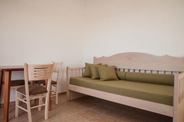 Ekavi Hotel
