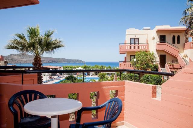 Ekavi Hotel