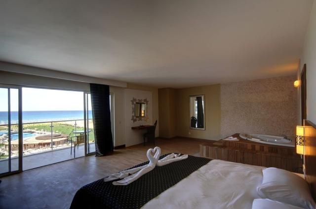 Seaden Sea World Resort & Spa