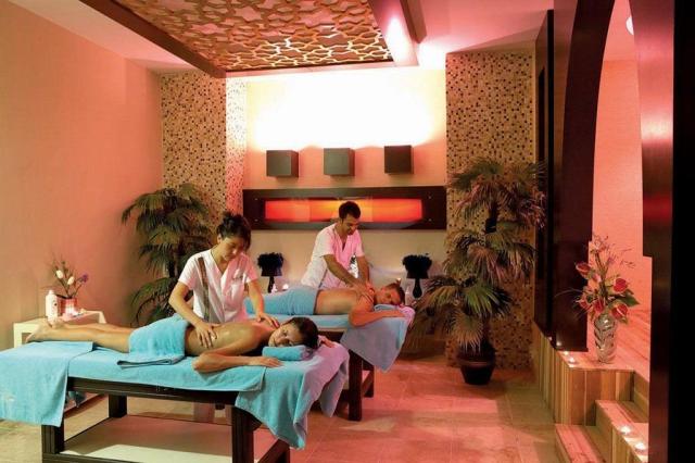 Seaden Sea World Resort & Spa