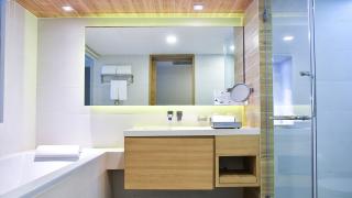 Phuket Graceland Resort & Spa
