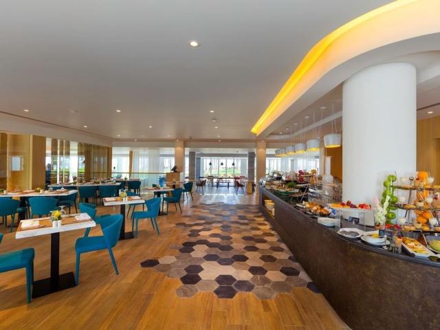 Sealine Beach Resort