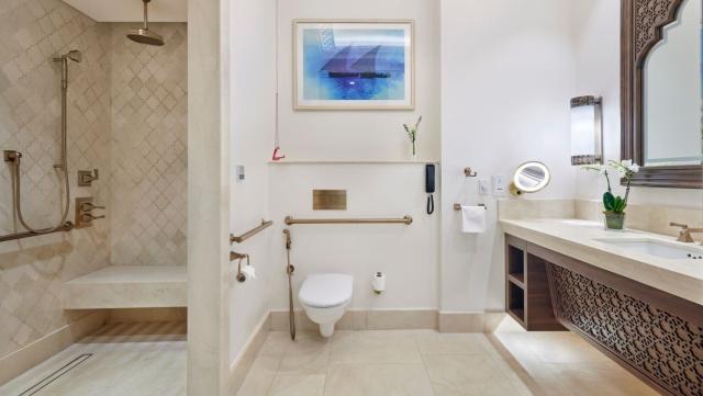 Hilton Salwa Beach Resort & Villas