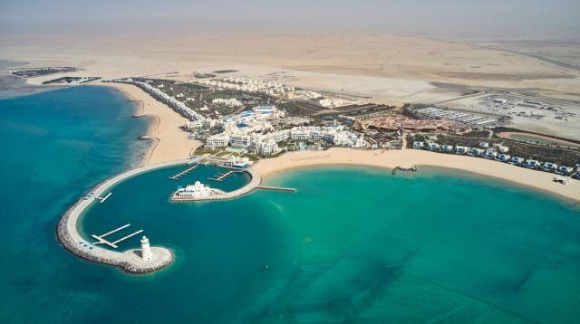 Hilton Salwa Beach Resort & Villas