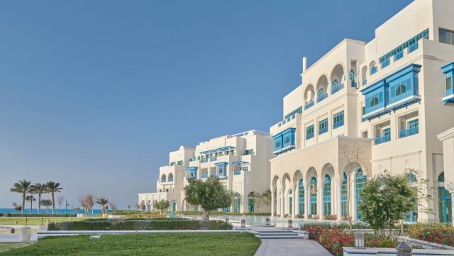 Hilton Salwa Beach Resort & Villas