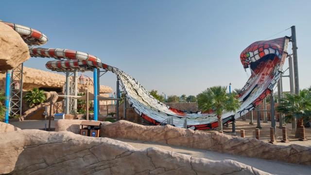 Hilton Salwa Beach Resort & Villas