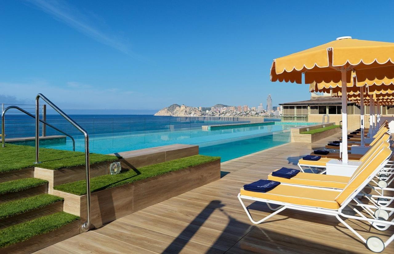 H10 Porto Poniente Hotel