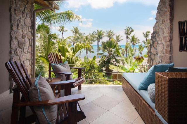 Coco de Mer a Black Parrot Suites