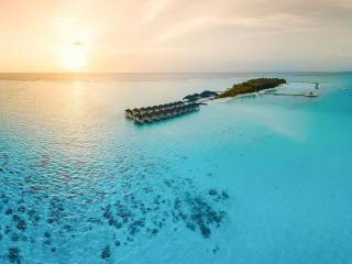 Summer Island Maldives