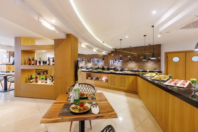 Hotel Malia Bay Beach Hotel & Bungalows