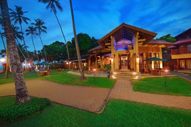 Royal Palms Beach Hotel