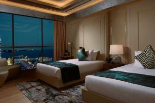 Royal M Hotel & Resort