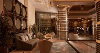 Royal M Hotel & Resort