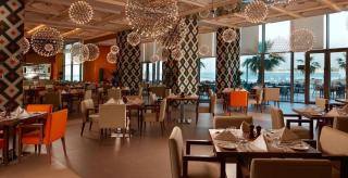 Royal M Hotel & Resort