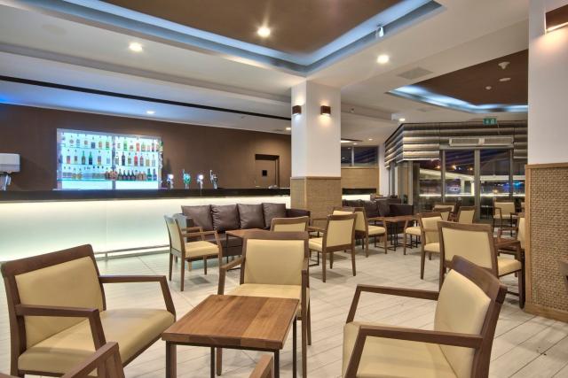 Seabank Resort & Spa 