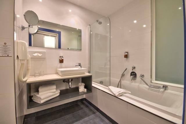Seabank Resort & Spa 