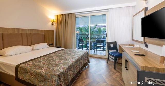 Crystal Aura Beach Resort & Spa